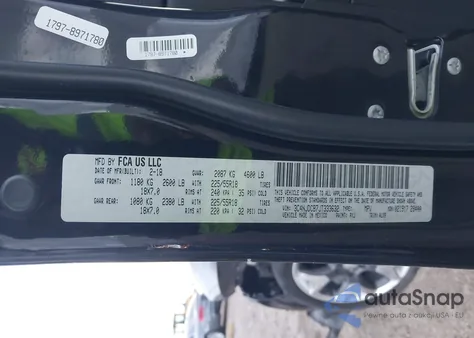 2018 Jeep Compass Limited 4X4 from USA, damaged, VIN 3C4NJDCB7JT333632